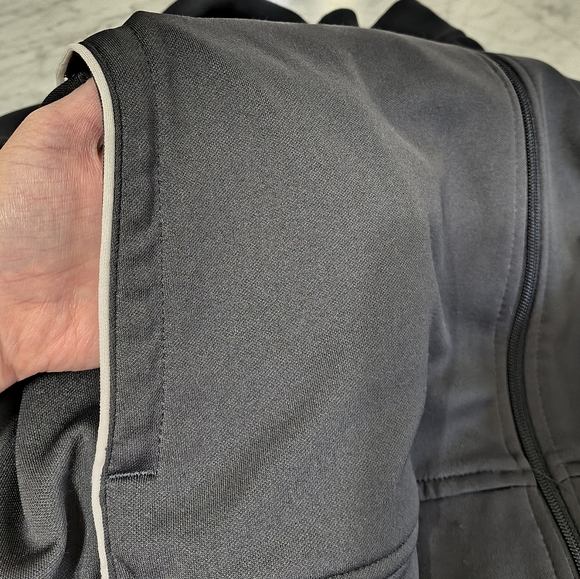 Athletic Works Mens sz XL Black Track Jacket with White and Gold Stripes - Picture 5 of 6